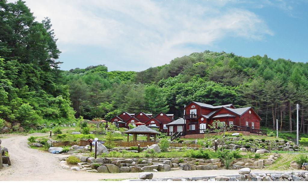 Sisilli Pension Pyeongchang Exteriör bild